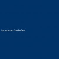 Imposantes Seide-Bett